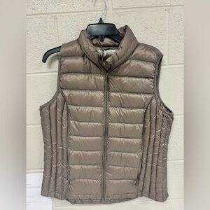 Heat keep  Women's Brown Quilted Vest